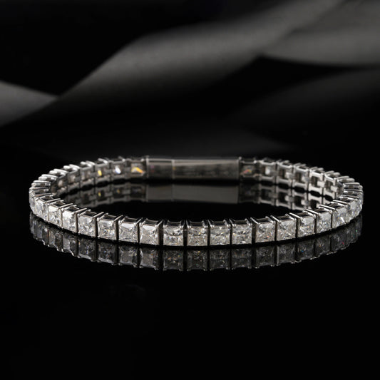 Princess 4.4mm diamond, Surgical(316L) Stainless steel, tennis bracelet ( lab-grown / Moissanite diamonds)